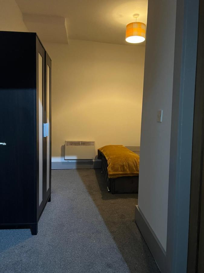 Ground Floor Two Bed Cairo Street Apartment Warrington  Exterior photo
